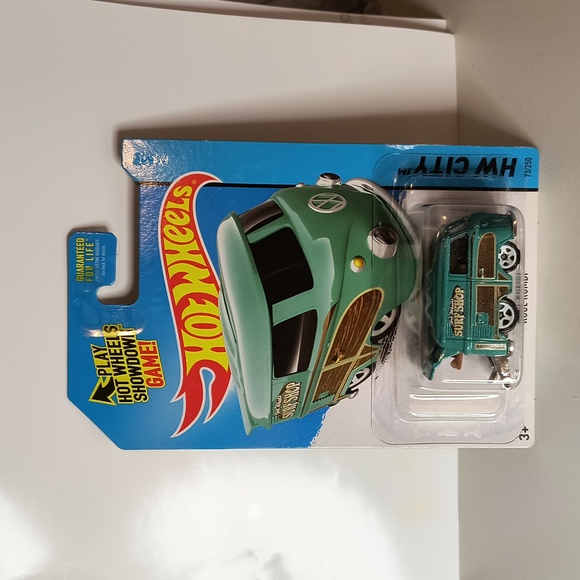 D2 hot wheels volkswagen kool kombi with shipping protecter - Picture 1 of 3